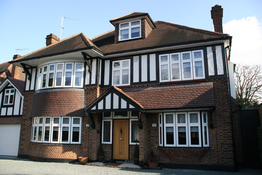 Remove cold spots with PVCu windows