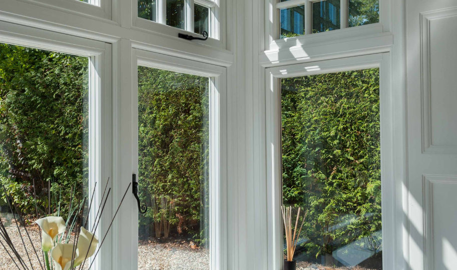 period-pvcu-traditional-windows-everglade-windows-chelsea