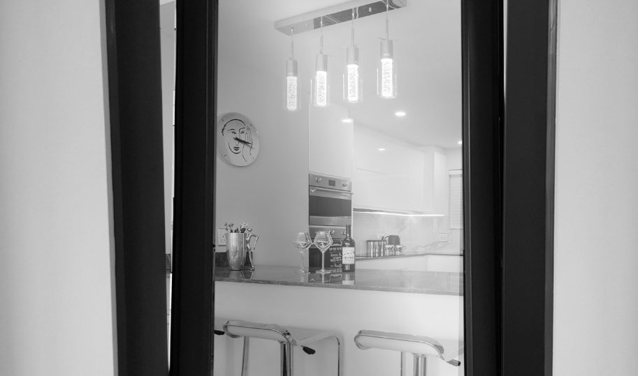 air-mod-aluminium-tilt-and-turn-windows-everglade-windows-radlett