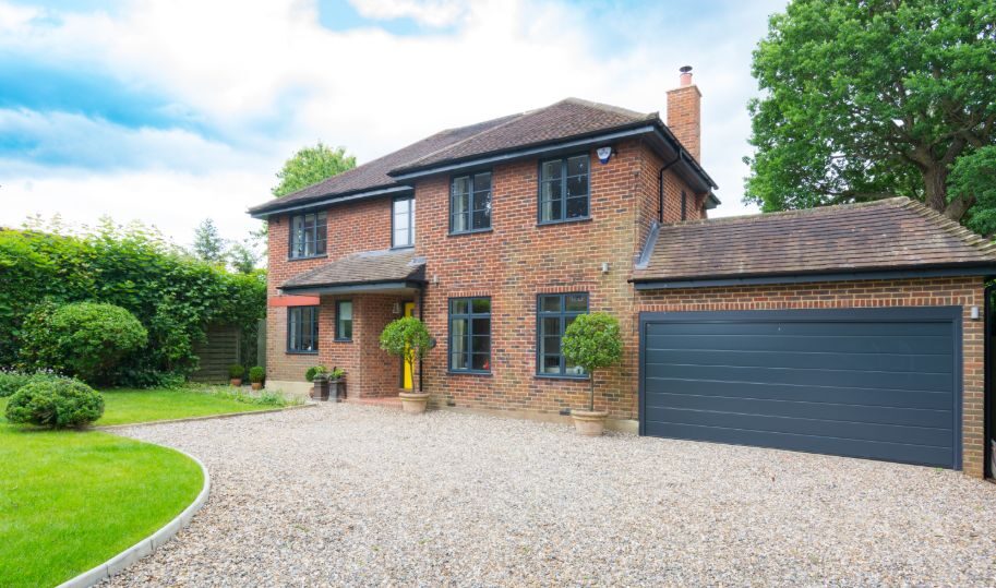 A modern twist on heritage style aluminium windows (9)